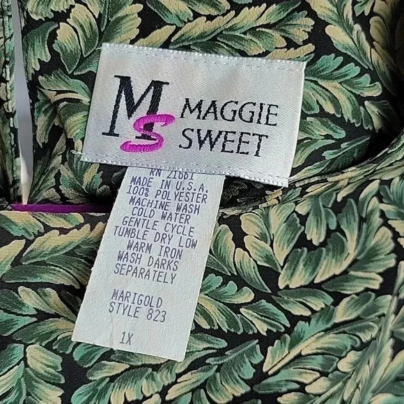 Maggie Sweet Green  and Blue Leaf Print Top Size 1X - Picture 3 of 9